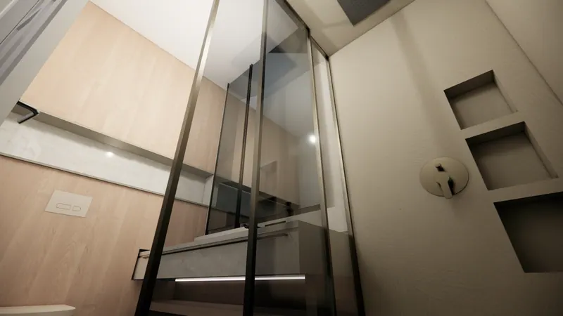 Airbnb Apartment in Thissio #2, image 11 of 13